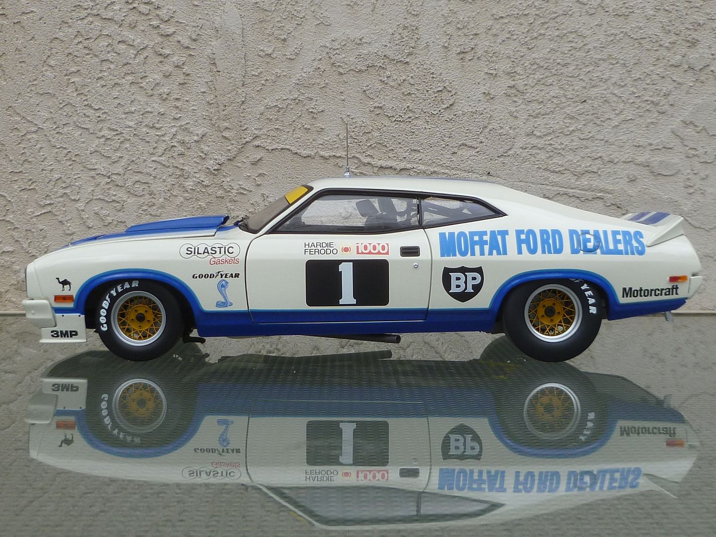 Classic Carlectables 1978 Ford Falcon XC Cobra 1 DiecastXchange Forum